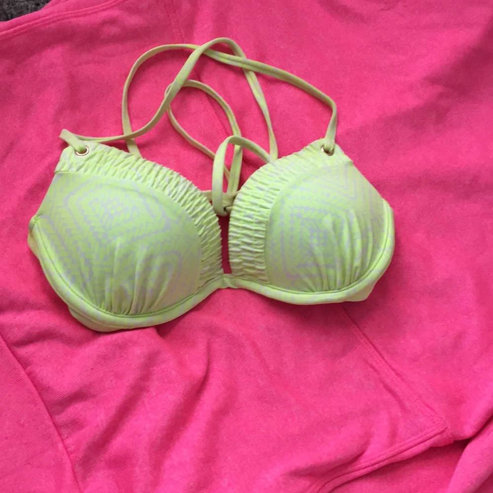 Victoria’s Secret Swim Bra 32 B